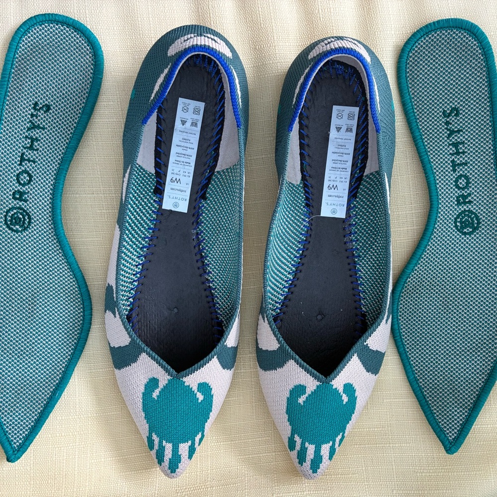 Rothy's Teal and Cream Patterned Loafers